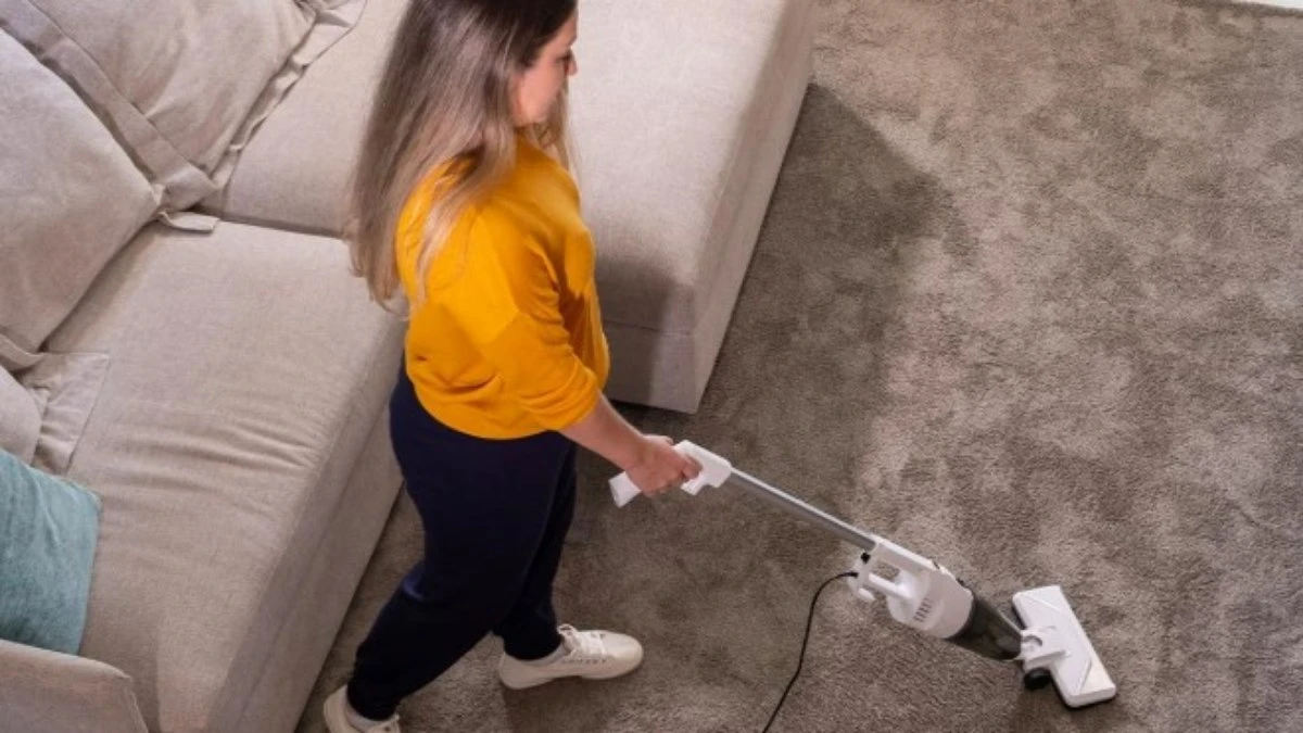 Aspirador de pó vertical é queridinho por apenas R$ 109; já viu?