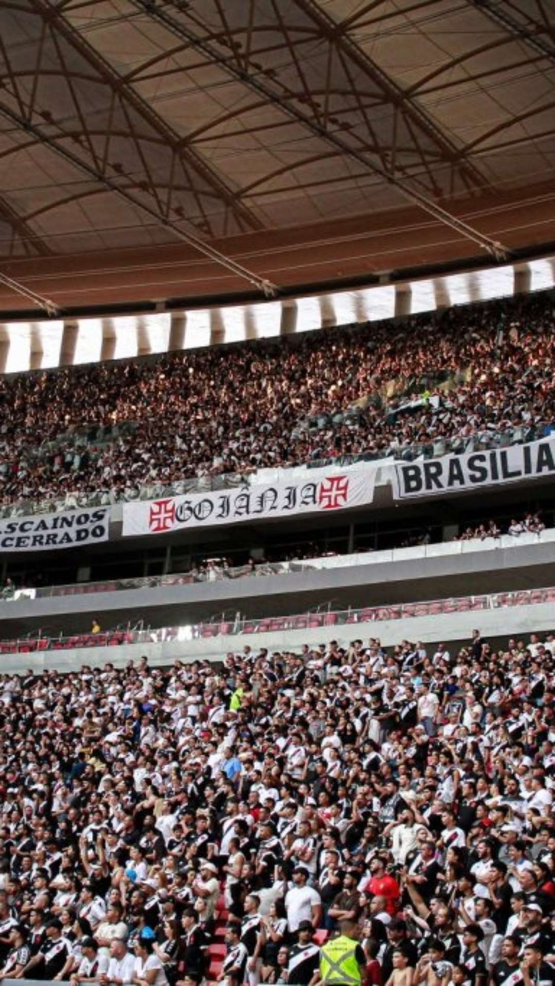 Vasco x Fernando Diniz: duelo tem retrospecto favorável aos cruzmaltinos