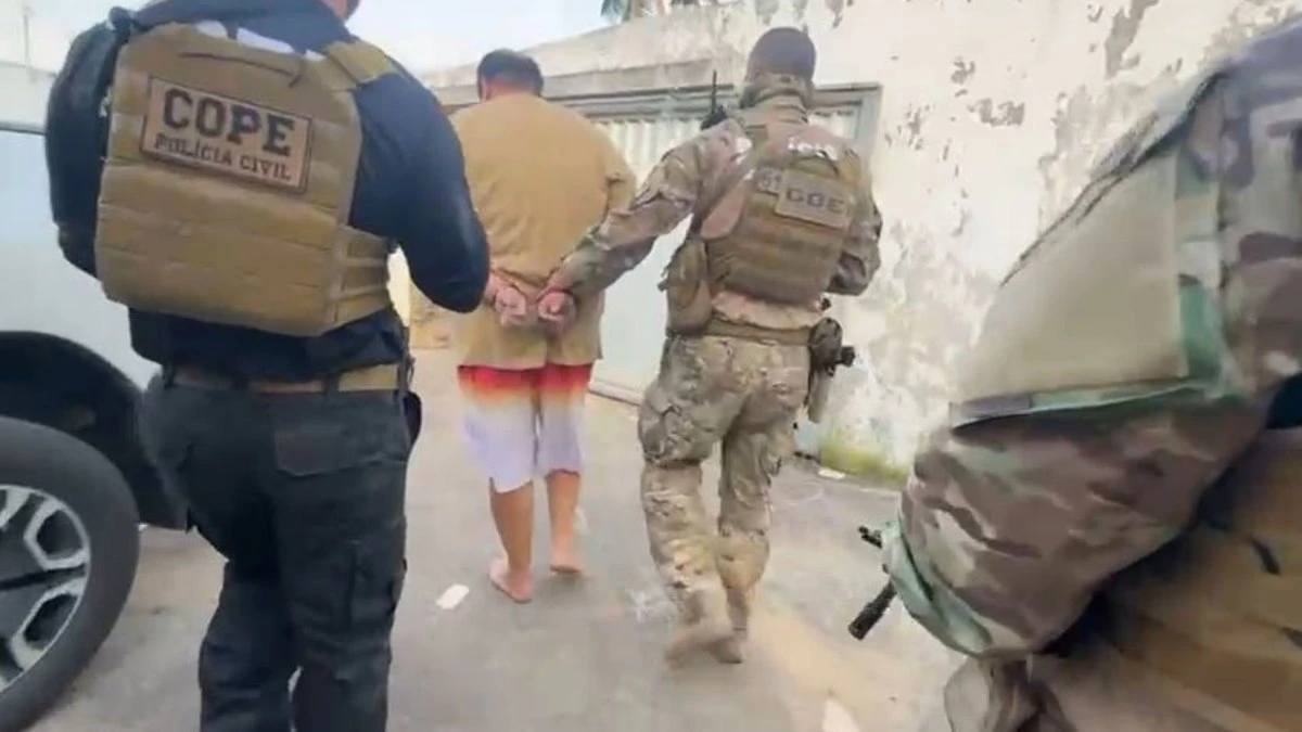 Polícia Civil prende três suspeitos por assassinato de ex-jogador