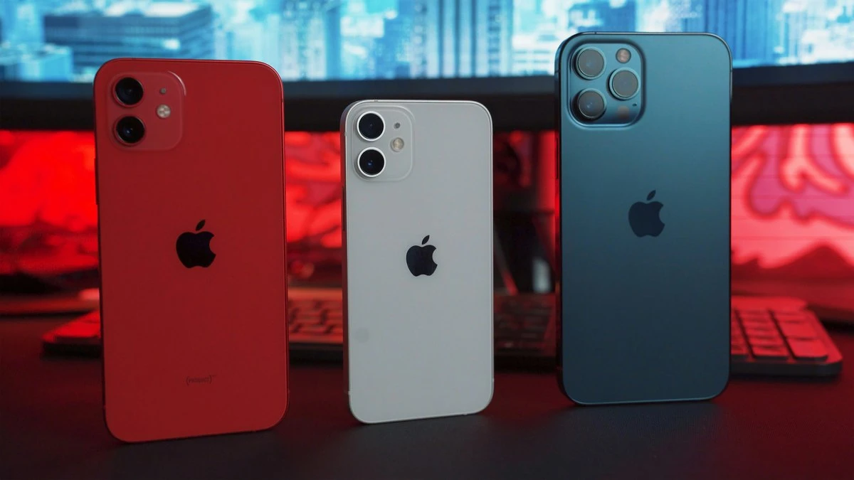 Apple enfrenta terceiro dia de queda após tarifas de Trump