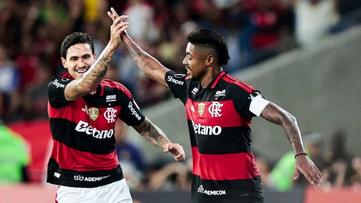 Com ídolo salvando, Flamengo vence e encaminha liderança geral
