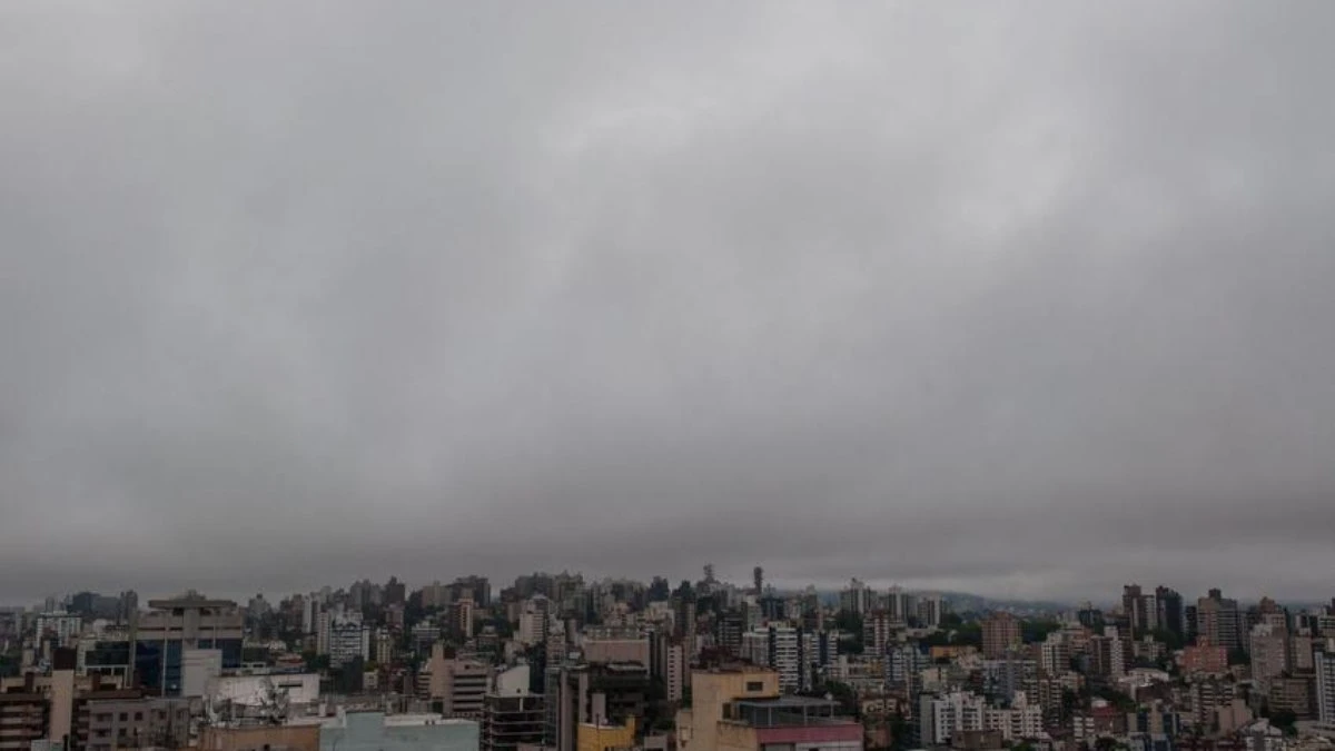 Ciclone estende chuvas pelo terceiro dia no Sul nesta sexta (10)