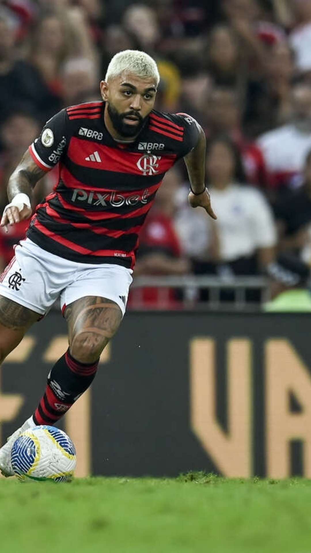 Gabigol supera incertezas, aproveita chances e renasce no Flamengo