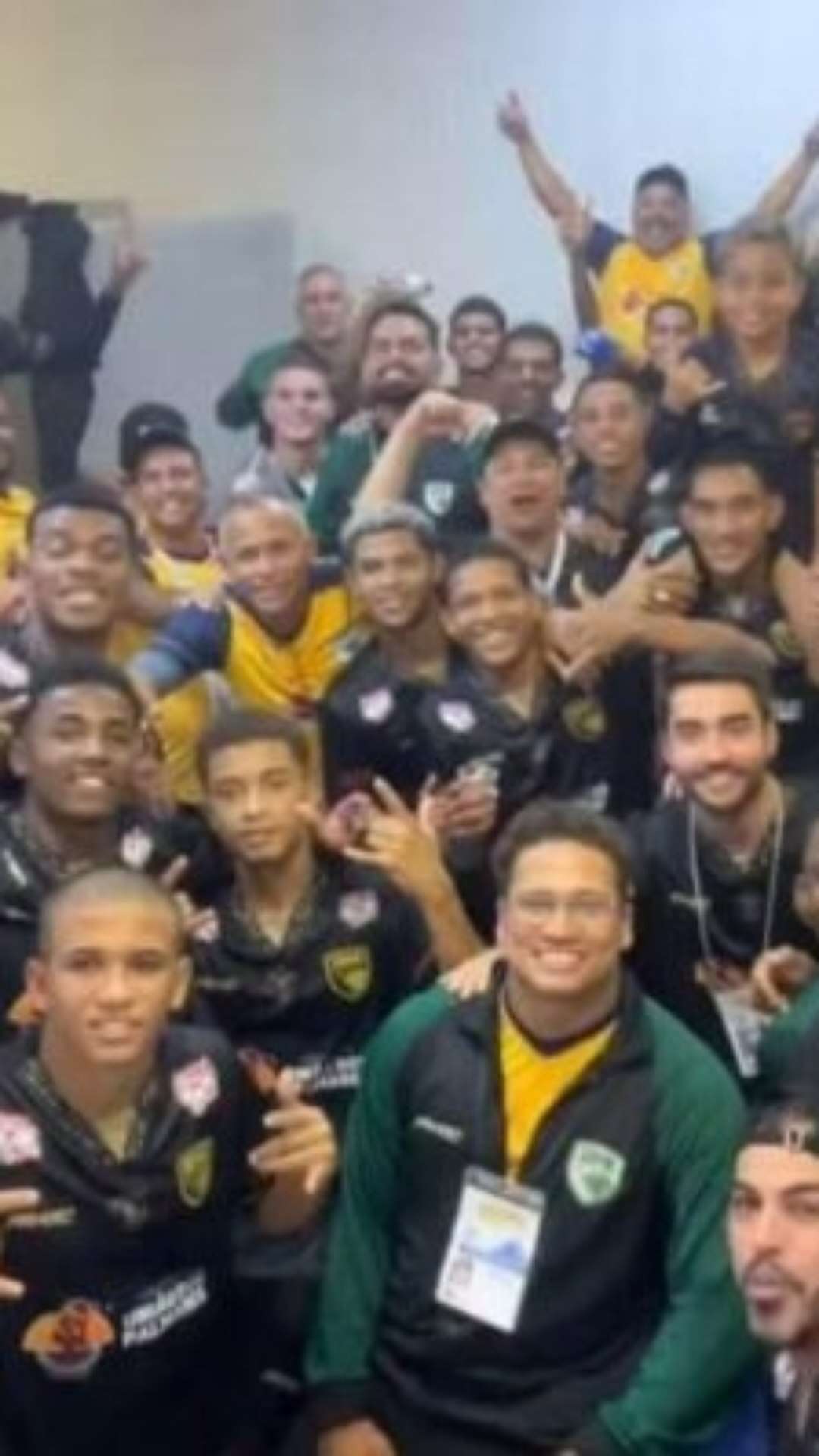 Jogadores do Zumbi passam ‘perrengue’ com chuteiras antes de vitória sobre o Flamengo