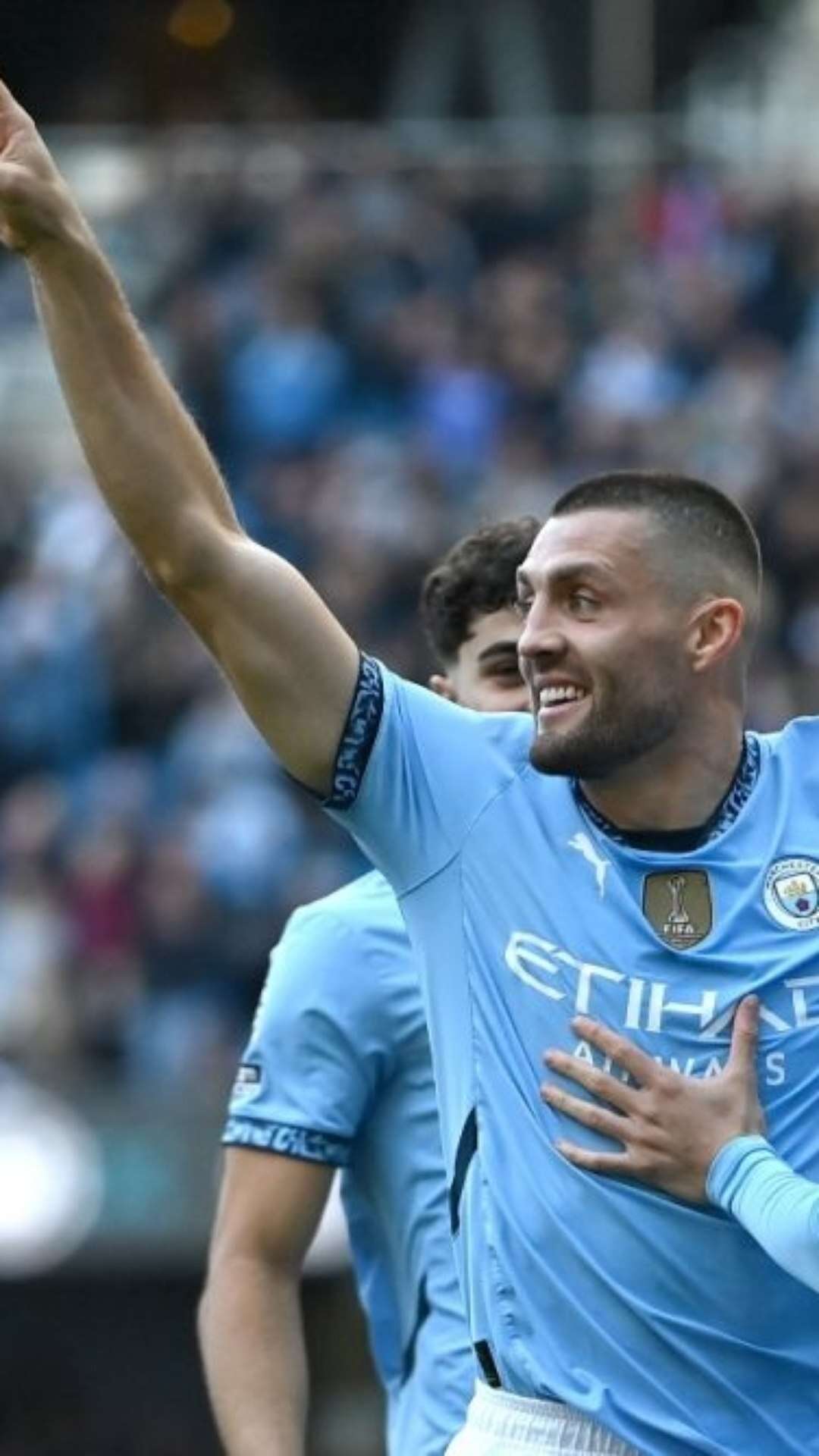 Com dois de Kovacic, Manchester City vira sobre o Fulham e volta a vencer na Premier League