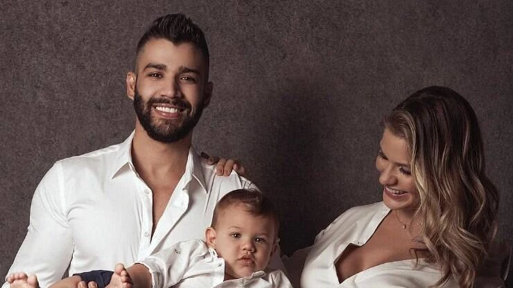 Em meio a polêmicas, Gusttavo Lima e Andressa mantém fotos juntos nas redes