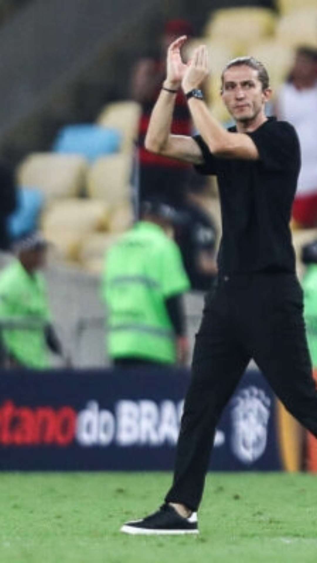 Filipe Luís encara o seu primeiro clássico como técnico do Flamengo