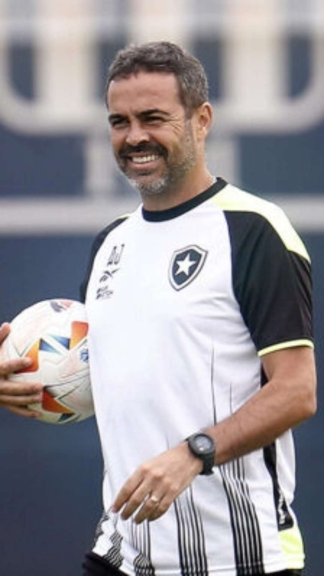 Artur Jorge: ‘Botafogo confirmou o que eu pensava. Um gigante adormecido’