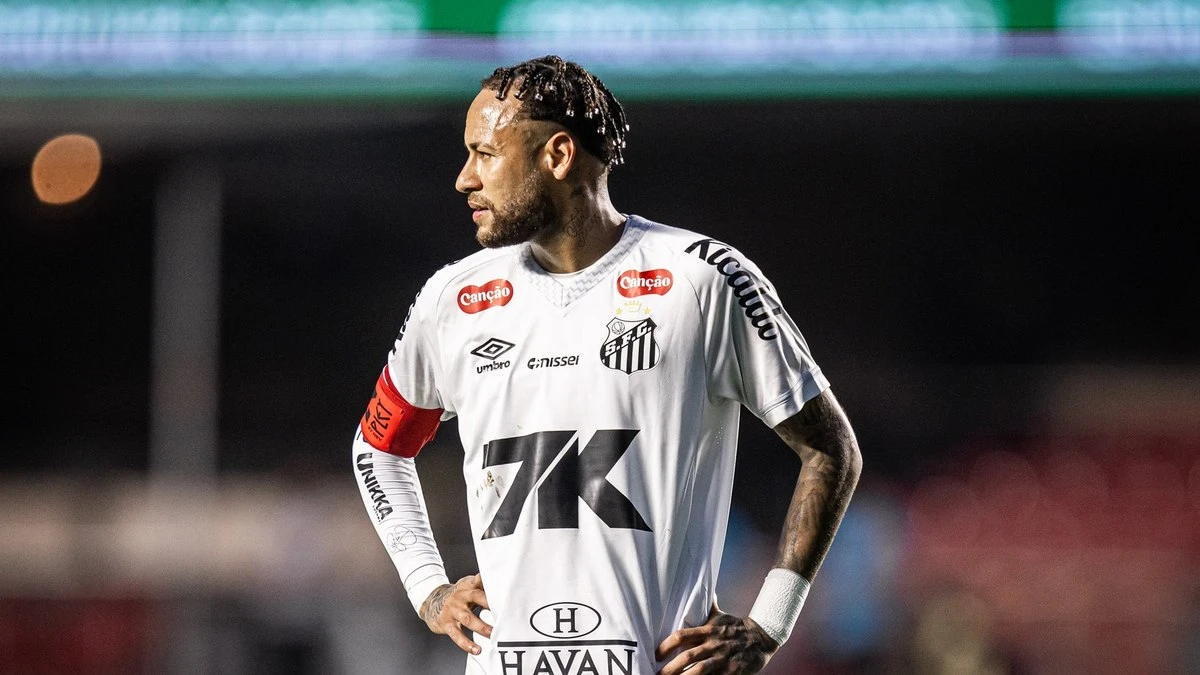 Desculpa por ausência da Seleção? Neto questiona lesão de Neymar