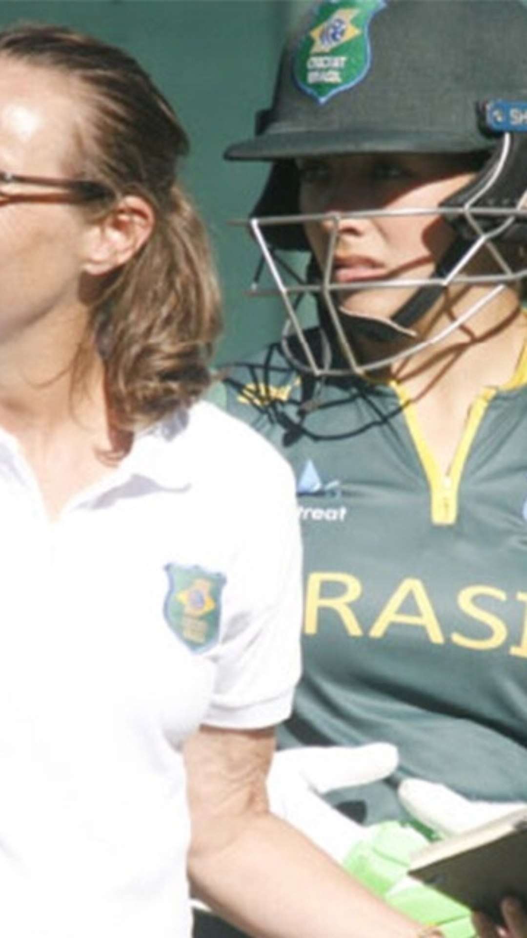 Julia Price no Brasil: Impulsionando o Cricket Feminino