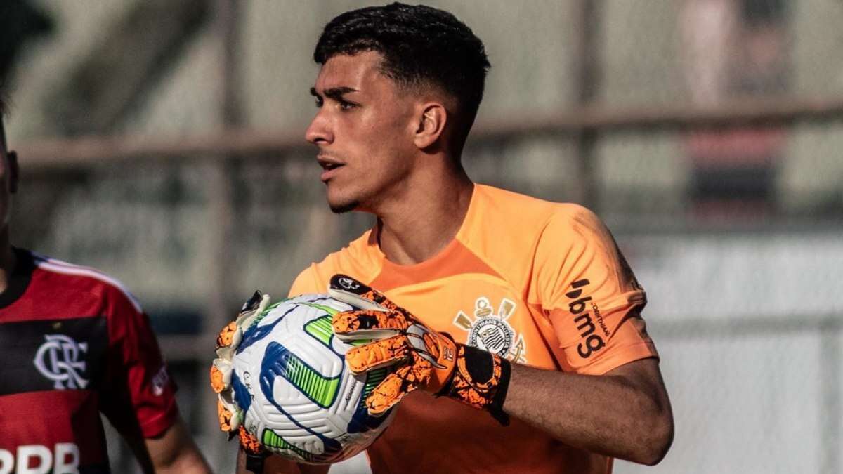 Matheus Corrêa projeta confronto decisivo entre Corinthians e Palmeiras
no Paulista Sub-20