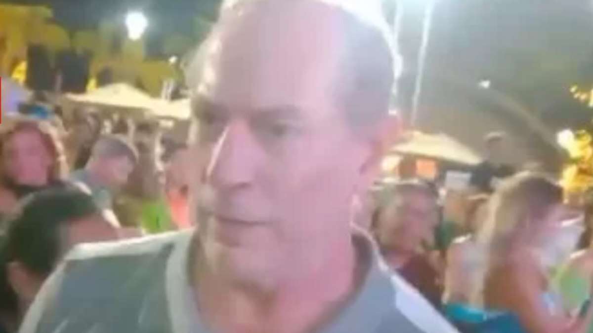 Ciro diz que 'não leva desaforo pra casa', após dar tapa em jovem