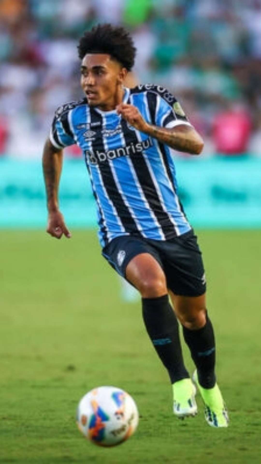 Grêmio encaminha devolução de Du Queiroz ao Zenit, da Rússia