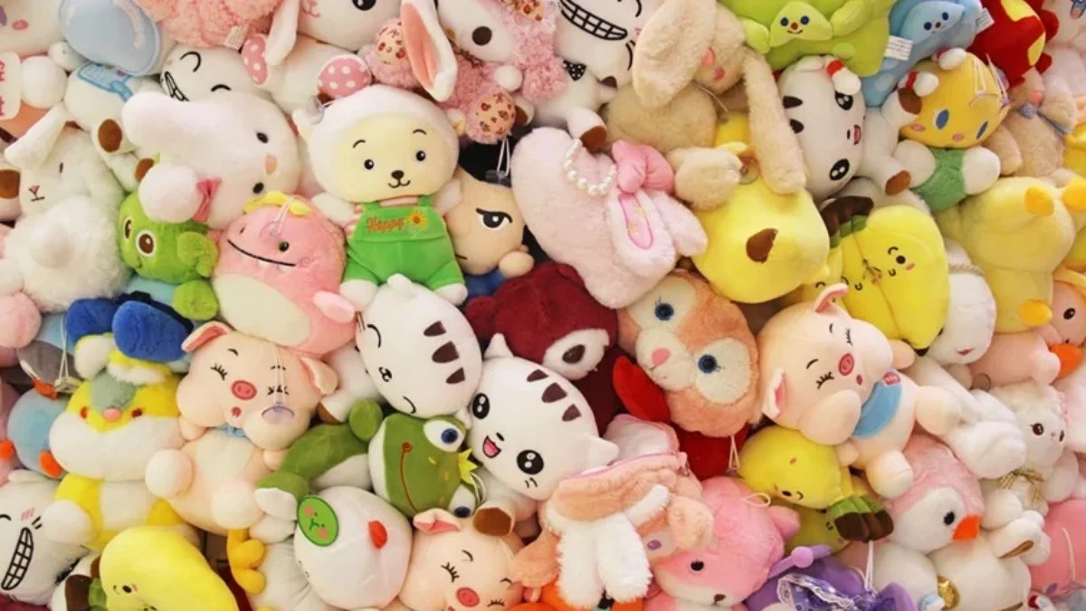 Labubu: o que são as bonecas que impulsionaram ações da Pop Mart