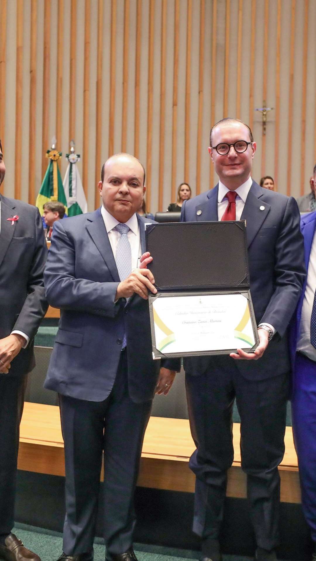 Ministro Cristiano Zanin, do STF, recebe título de Cidadão Honorário de Brasília