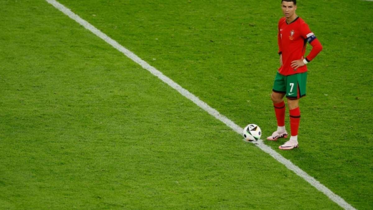 Cristiano Ronaldo recusa ideia de voltar ao banco em Portugal e fala sobre Copa de 2026