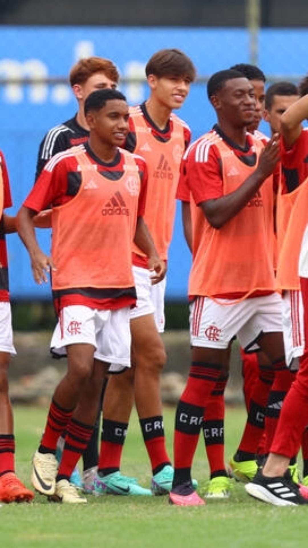 Flamengo anuncia Filipe Luís como novo técnico do time sub-20