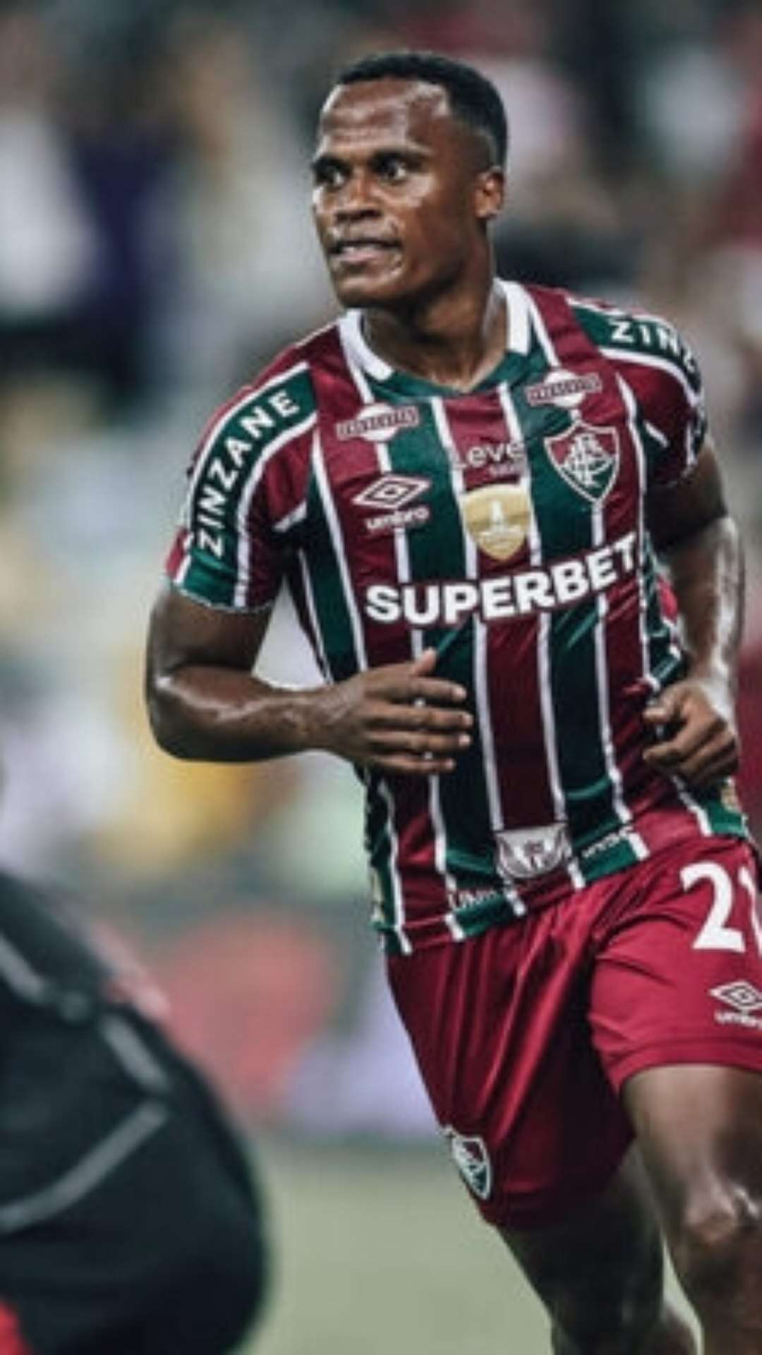 Arias destaca vitória do Fluminense e relata esforço jogar o Fla-Flu