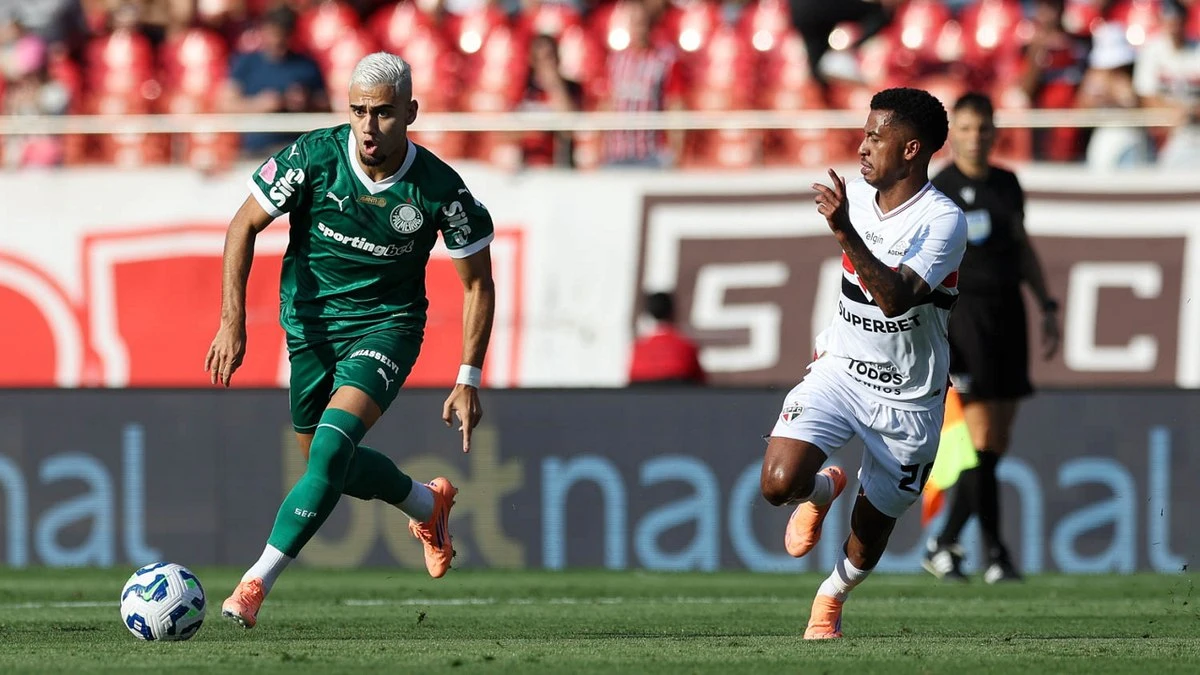Andreas Pereira comenta solada em Marcos Antônio: 