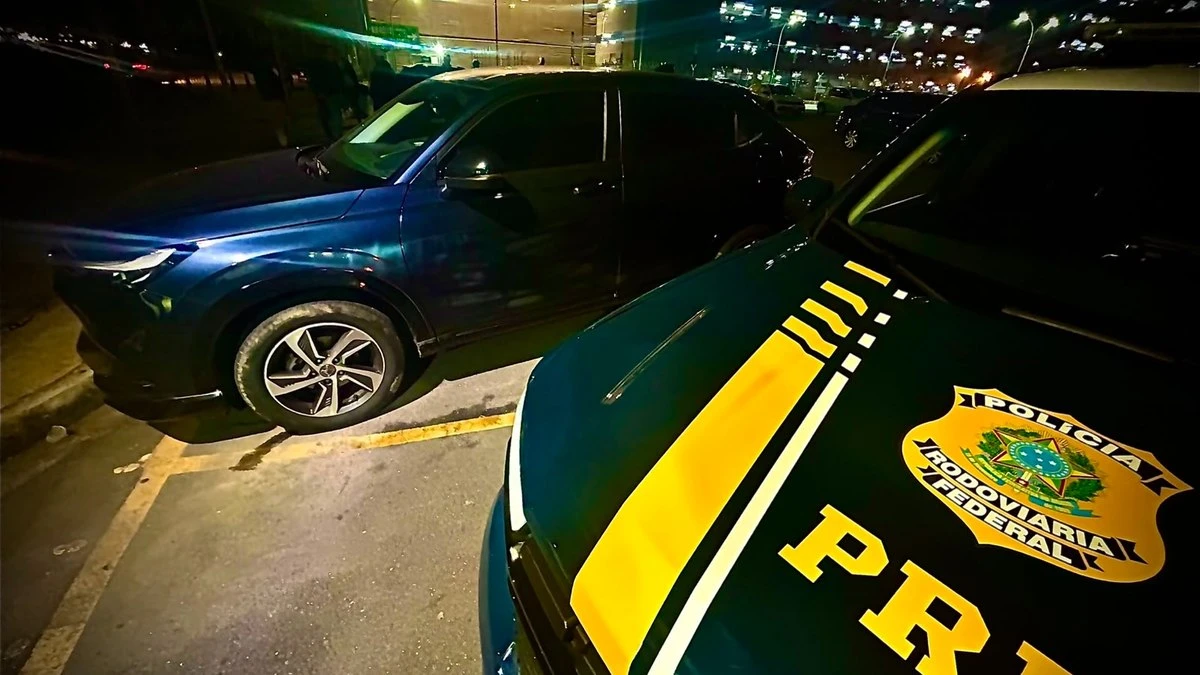 PRF recupera veículo roubado no Aeroporto de Guarulhos