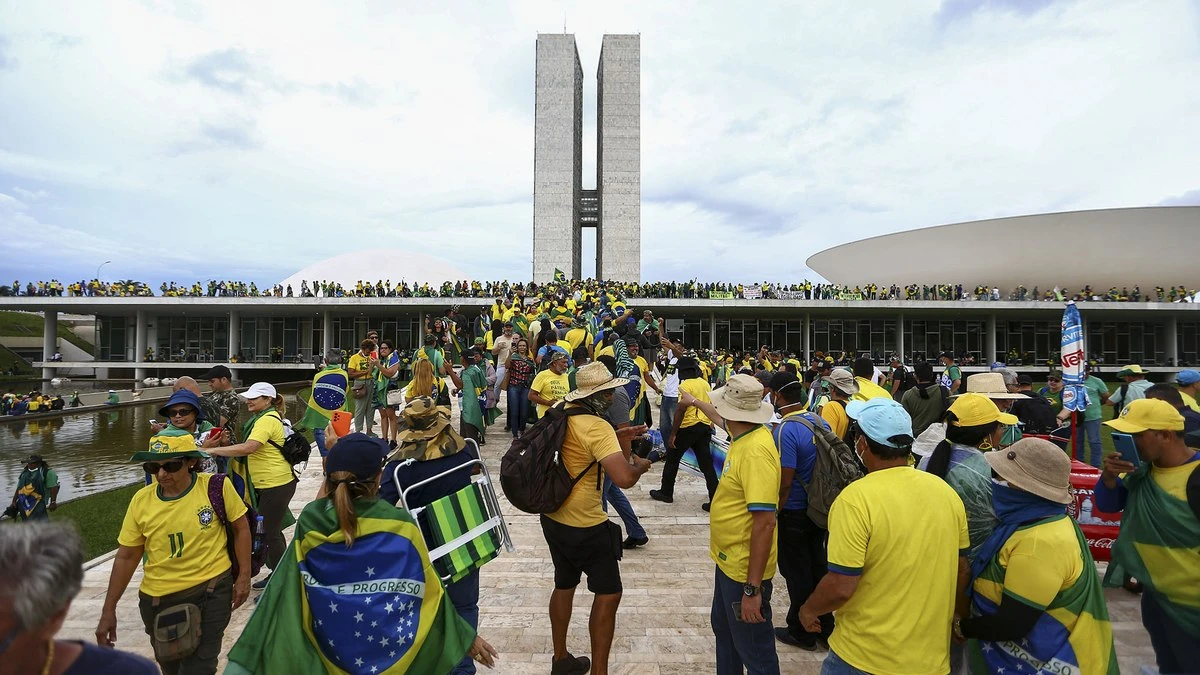 Governo vetará contratos com empresas que participam de atos golpistas