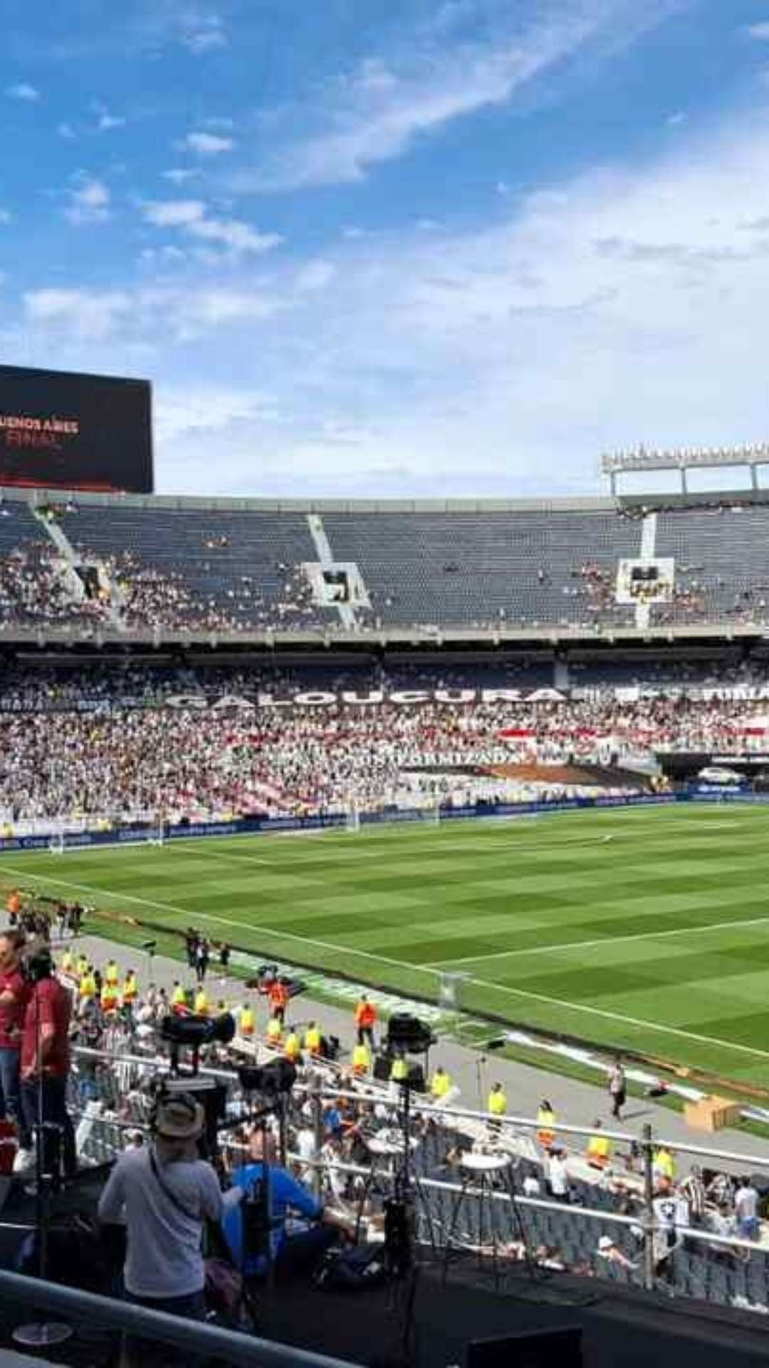 Monumental tem portões abertos e botafoguenses em massa, horas antes da final