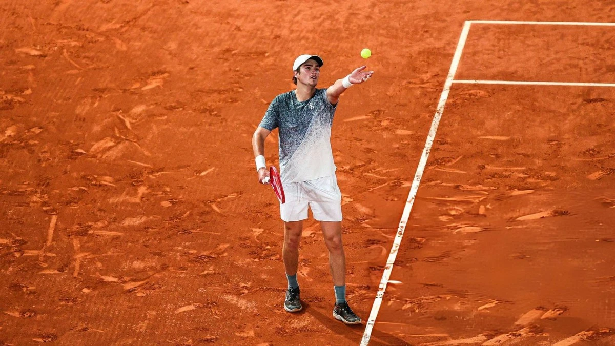 João Fonseca sobre enfrentar Djokovic: 