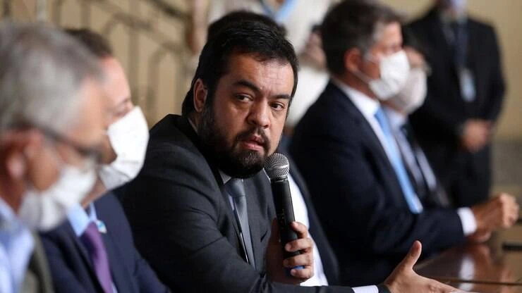 Rio: Governador em exercício, Cláudio Castro, testa positivo para Covid-19