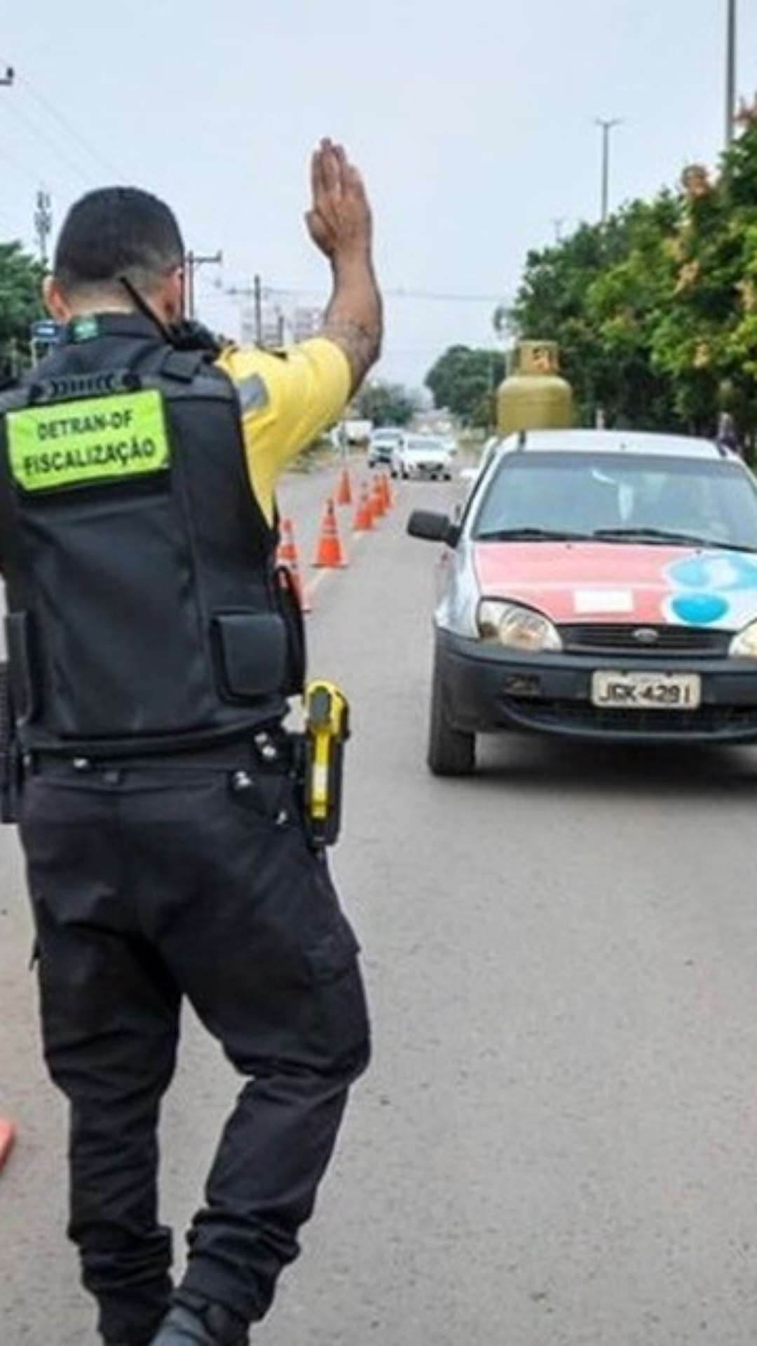 Detran-DF começa fiscalização da documentação de veículos nesta terça-feira (1°)