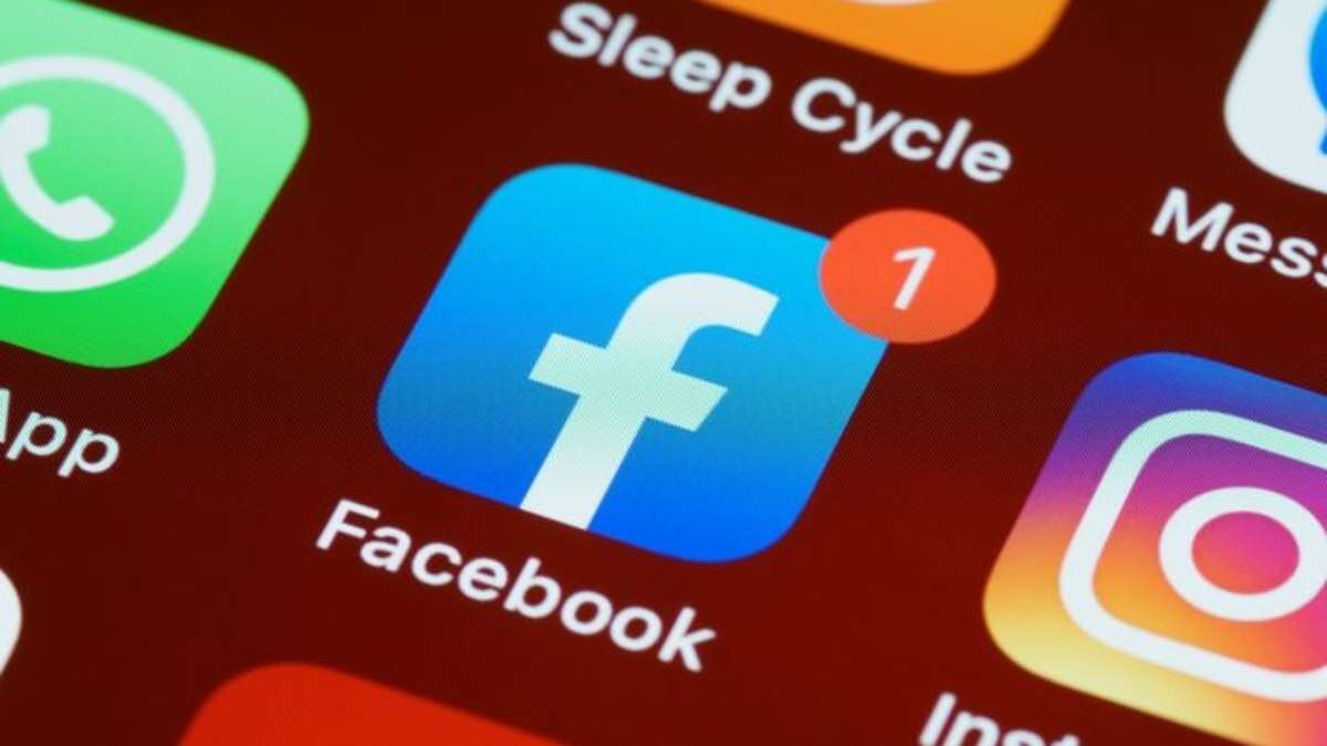 Governo instaura processo contra o Facebook por propaganda falsas