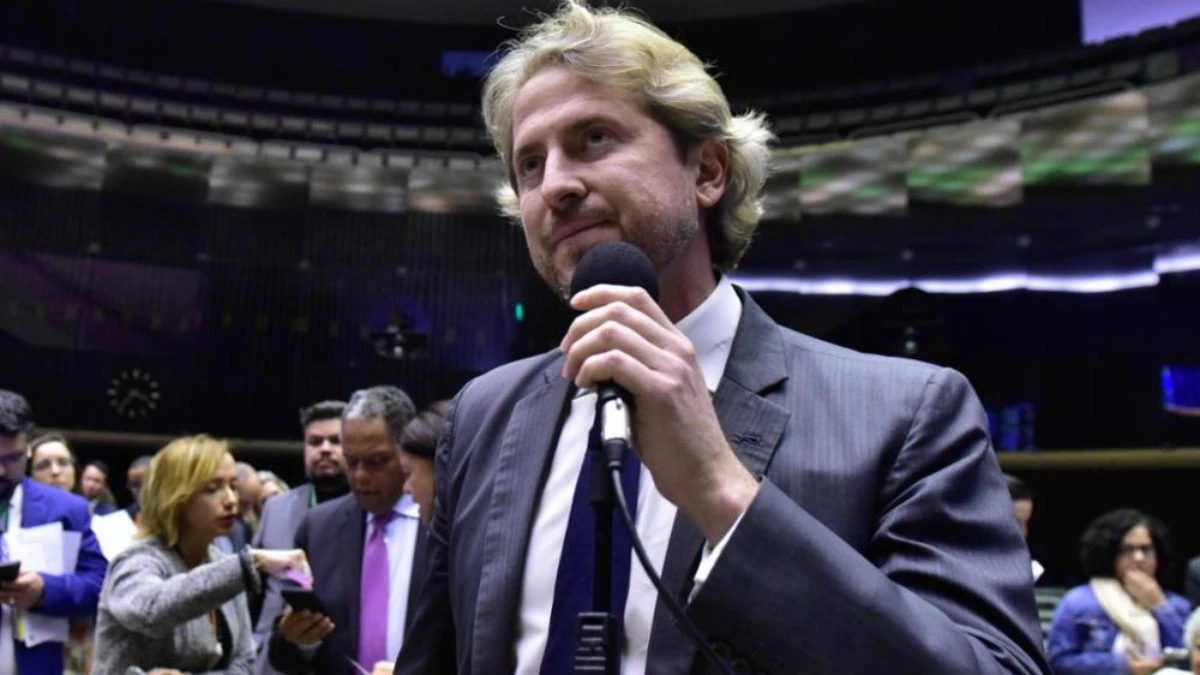 Ex-líder do PT na Câmara, Zeca Dirceu tem casa assaltada: 