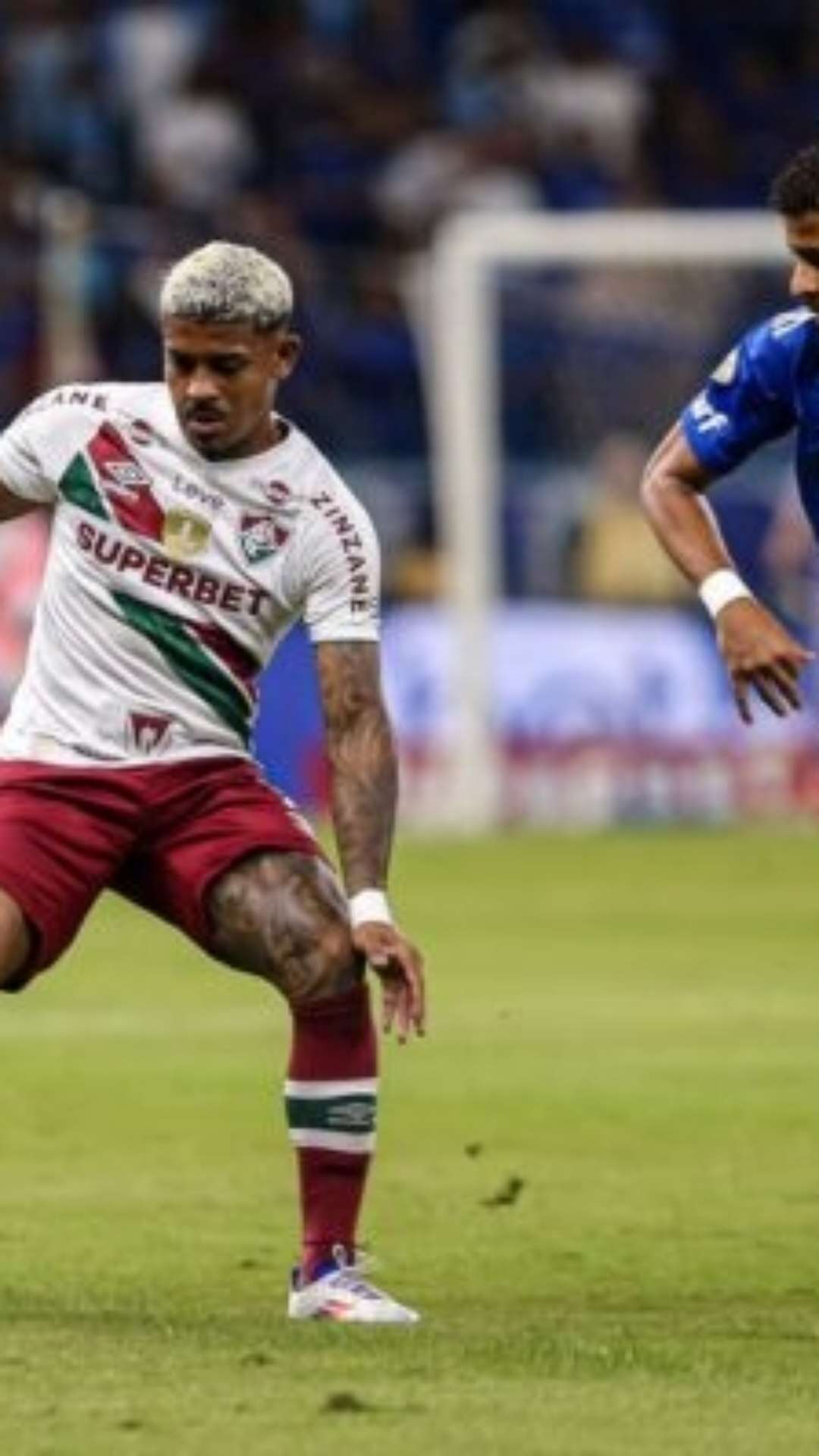 Sem espaço e problemas extracampo: John Kennedy se aproxima do adeus ao Fluminense