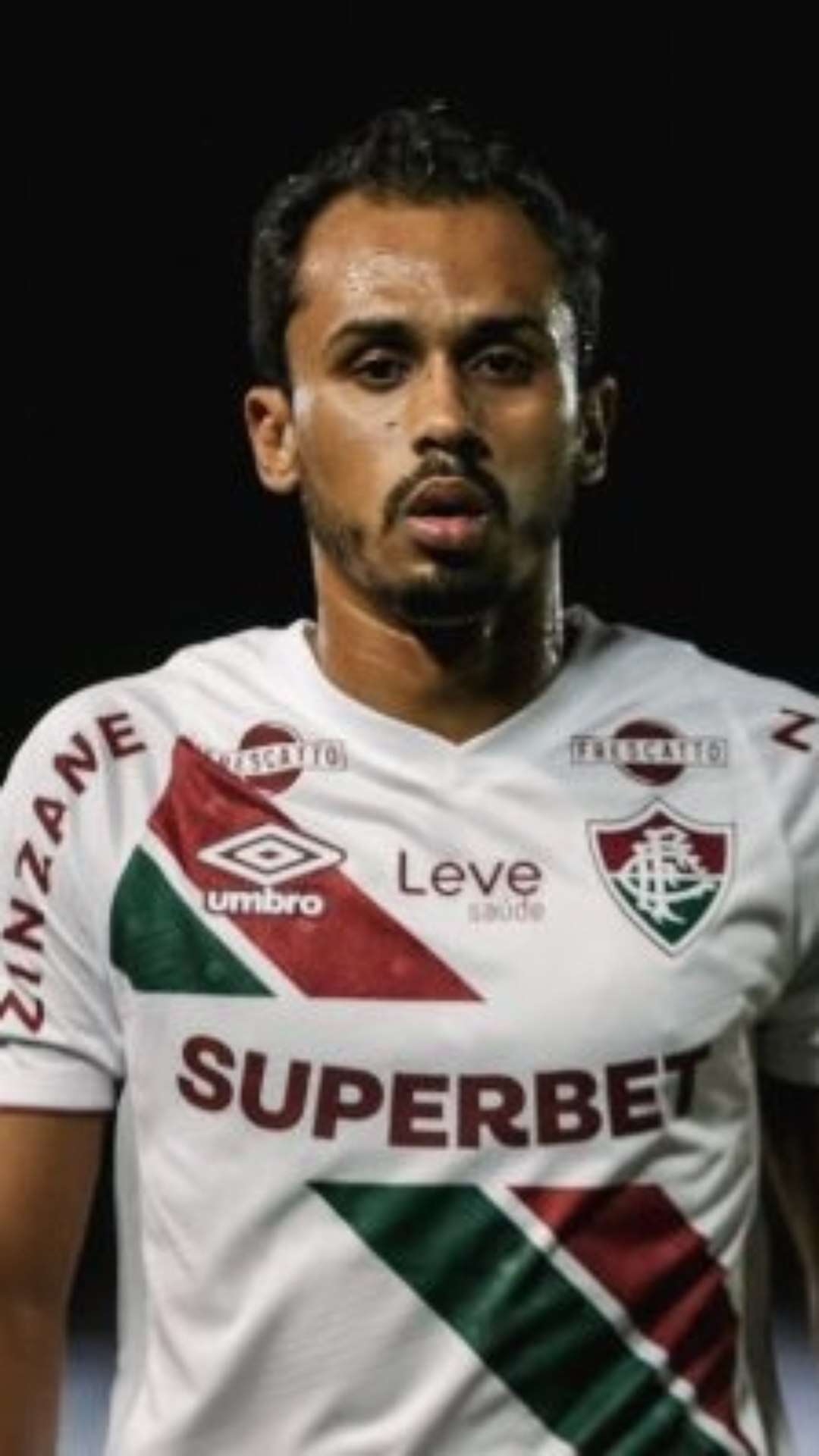 Lima volta a ser opção no Fluminense após três jogos