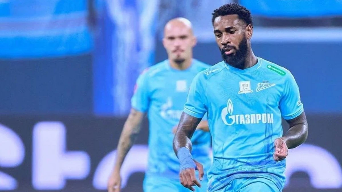 Gerson celebra primeiro gol pelo Zenit: 