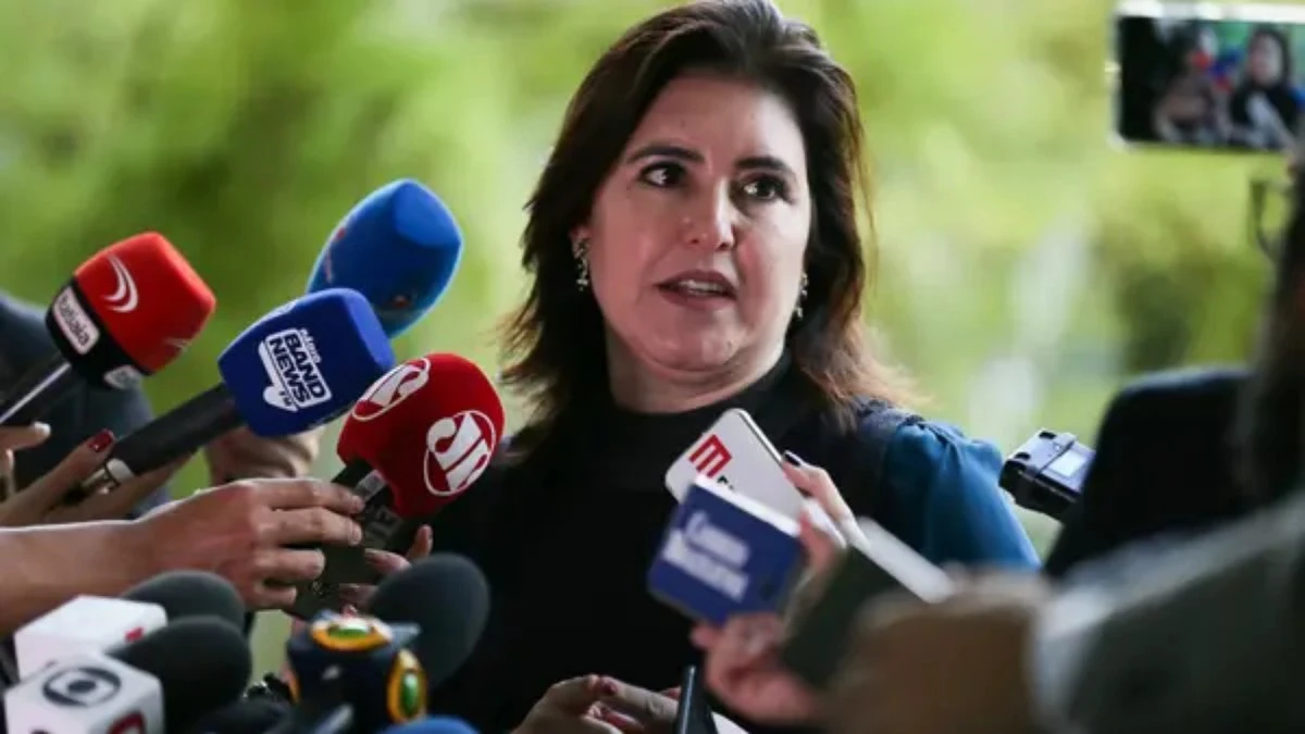 China estuda investir em ferrovia entre Brasil e Peru, diz Tebet