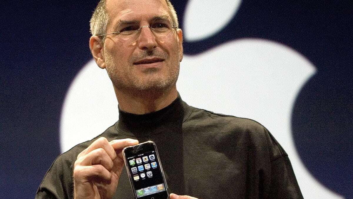 Email enviado por Steve Jobs pra ele mesmo antes de morrer é revelado; confira