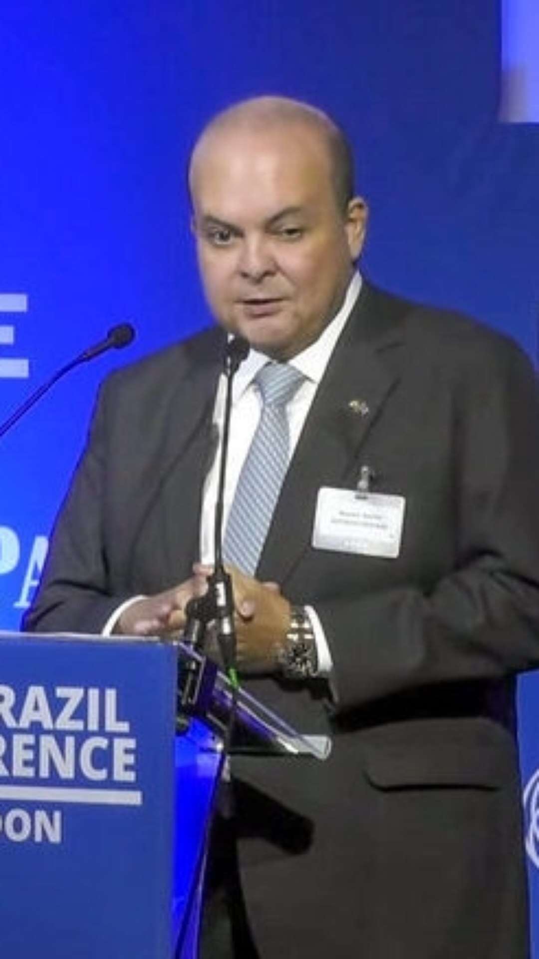 Ibaneis e Paulo Henrique, do BRB, debatem sustentabilidade durante Lide em Londres