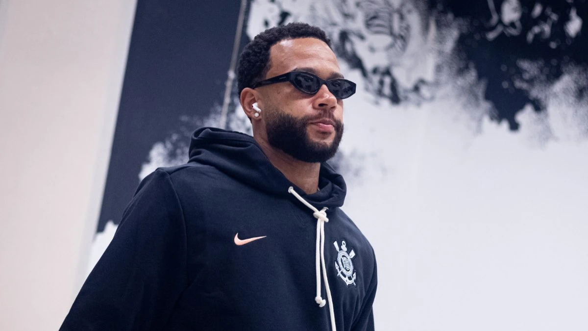 Relembre 5 ações sociais que Memphis Depay se envolveu