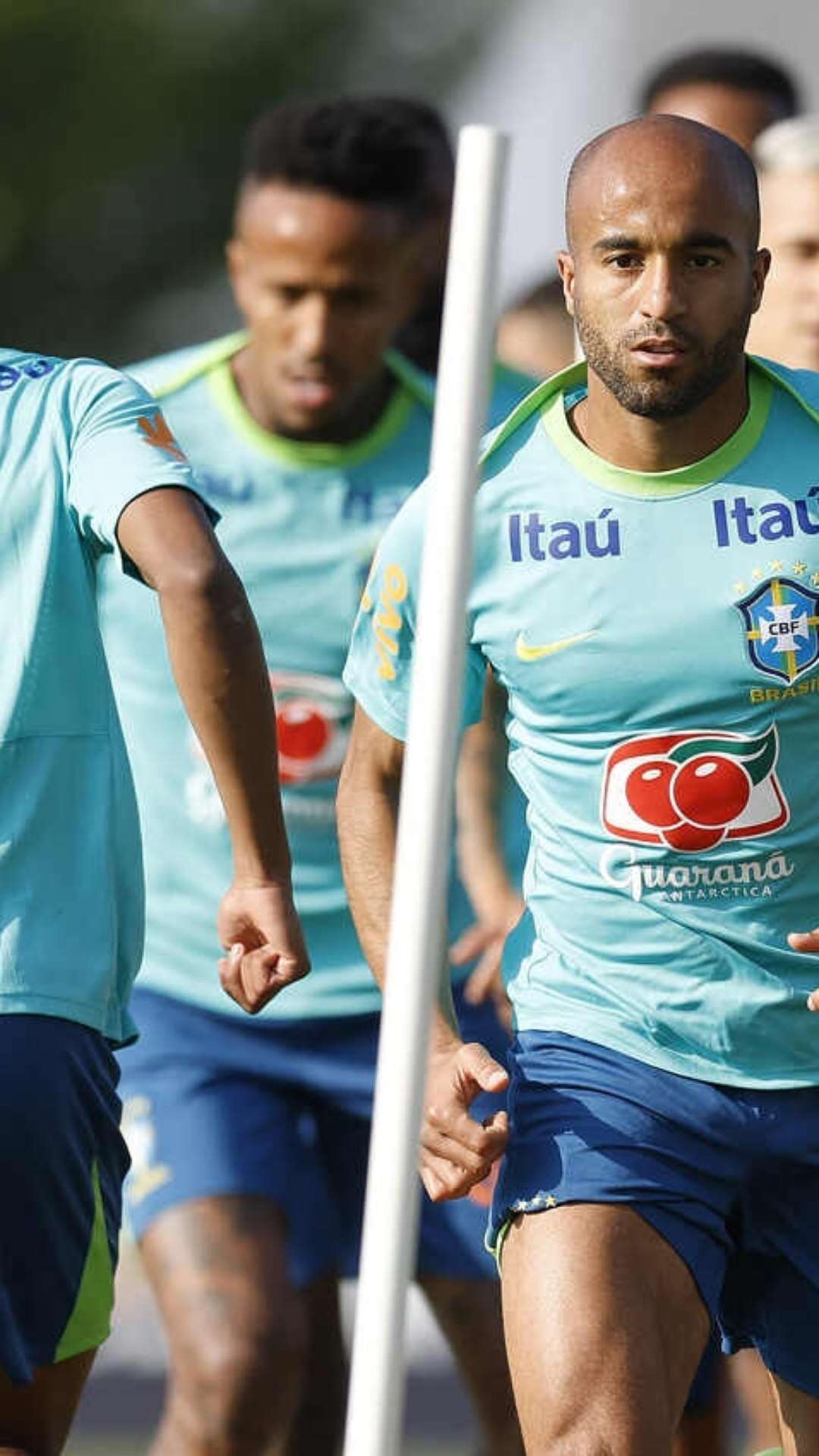 Lucas celebra retorno à Seleção após seis anos: ‘Turbilhão de emoções’