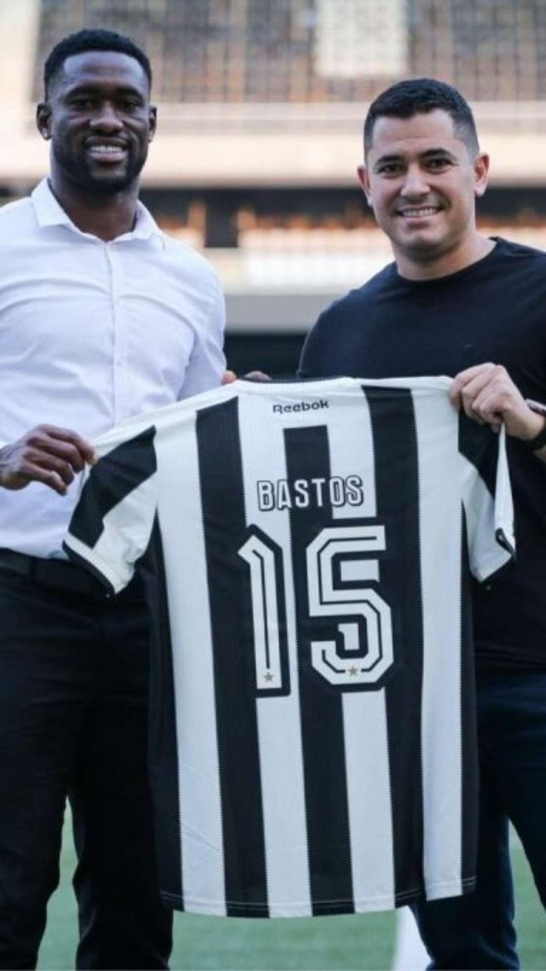 Botafogo anuncia a renovação de Bastos, com novo vínculo até 2026