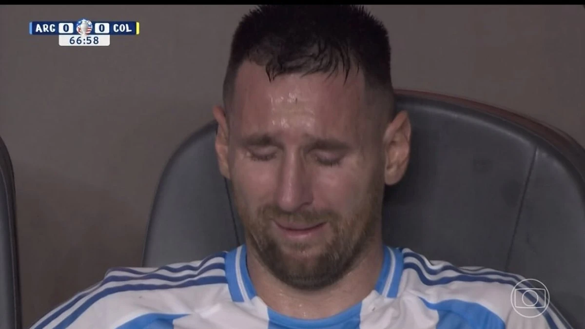 Messi deixa campo em lágrimas e imagens do tornozelo do craque chocam; confira
