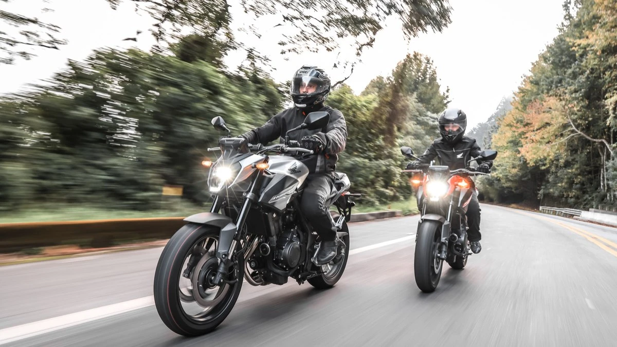 Honda CB500 Hornet 2027 ganha nova cor e chega por R$ 43.470