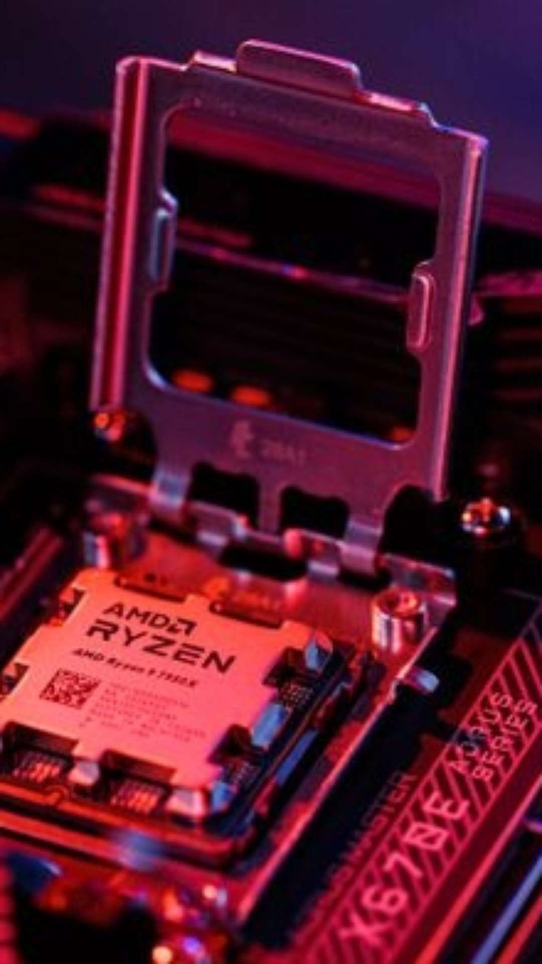 Usuário encontra AMD Ryzen 7950X3D com cache absurdo