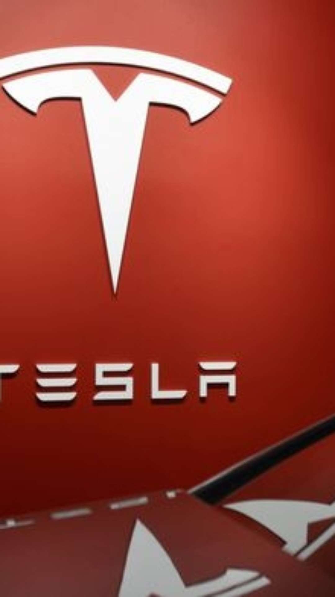 Tesla faz recall de 2 milhões de carros por problemas no piloto automático