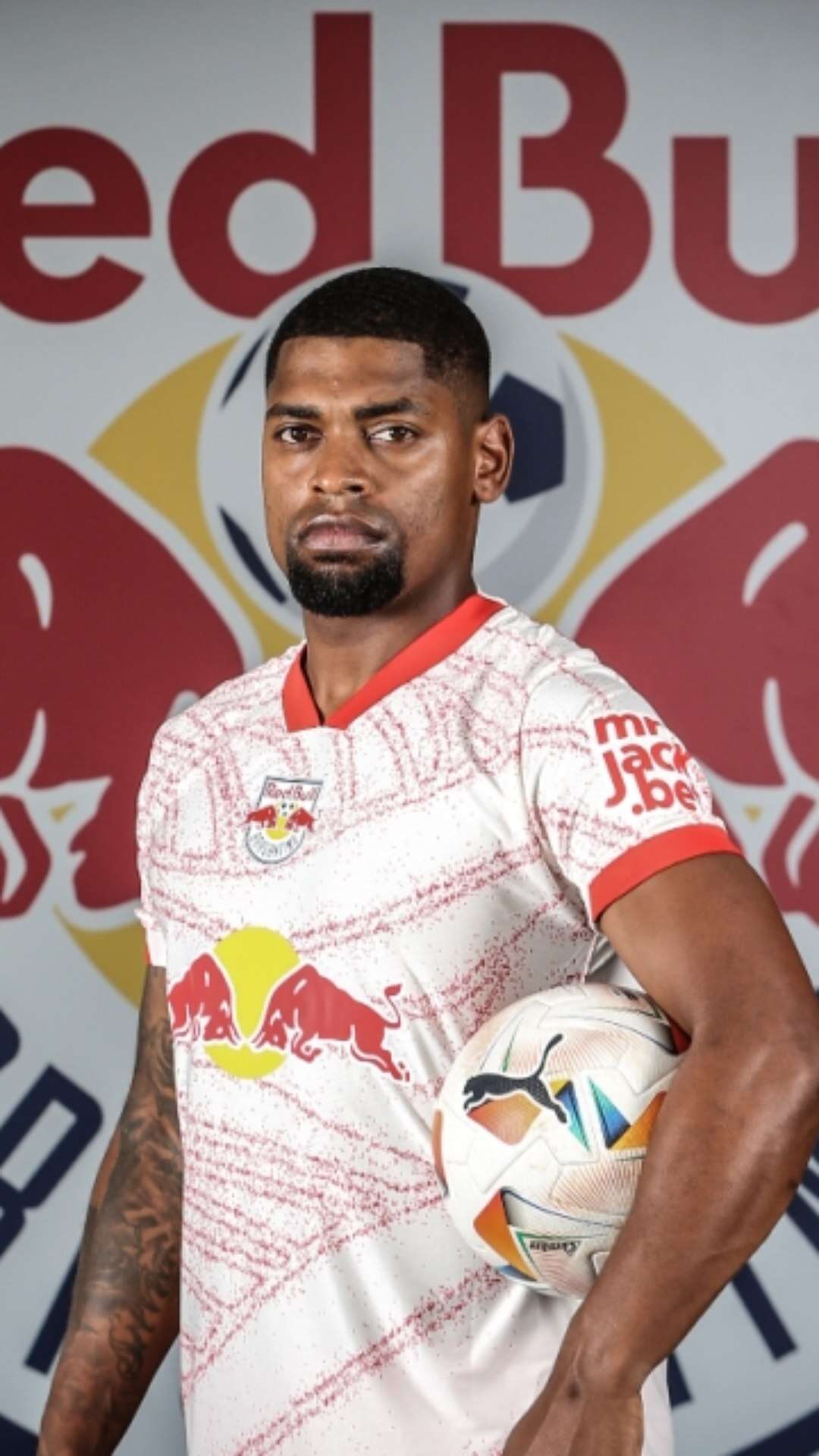 Ivan Cavaleiro é anunciado como novo reforço do Red Bull Bragantino