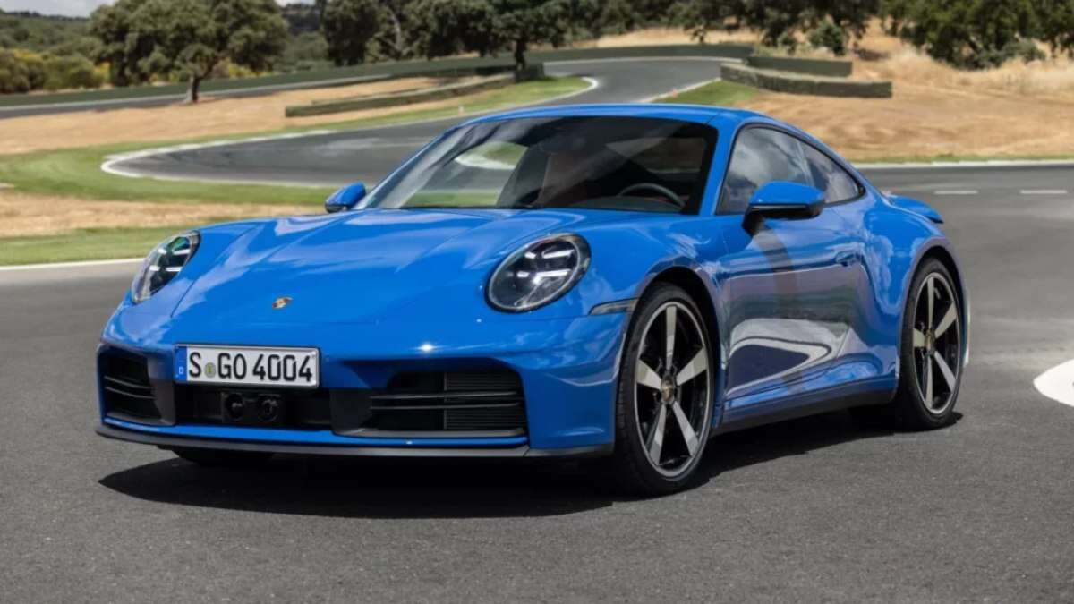 Porsche inicia pré-venda dos novos 911 Carrera e Carrera Cabriolet