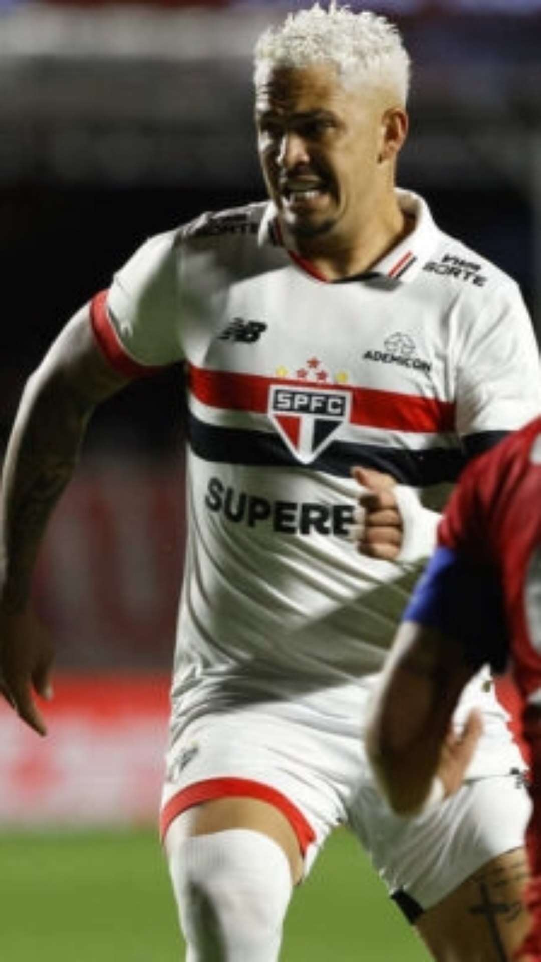 Luciano exalta a vitória nesta volta do São Paulo ao Morumbis