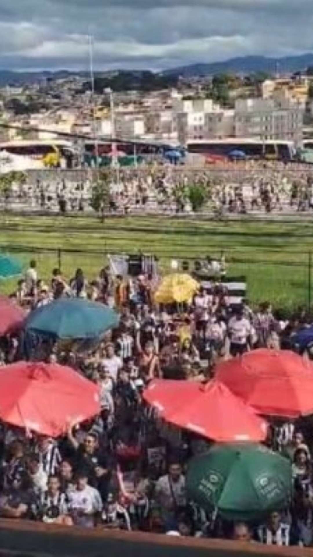 Polícia Militar trava entrada de torcedores do Atlético minutos antes da final