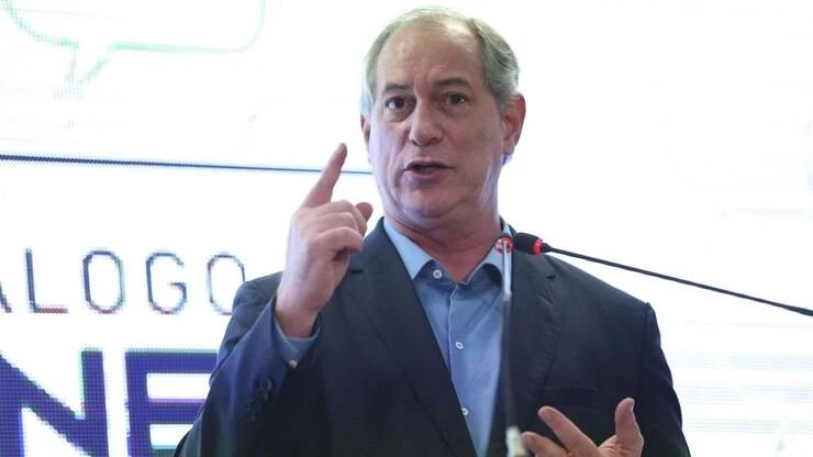 Ciro Gomes tem diagnóstico positivo para a Covid-19