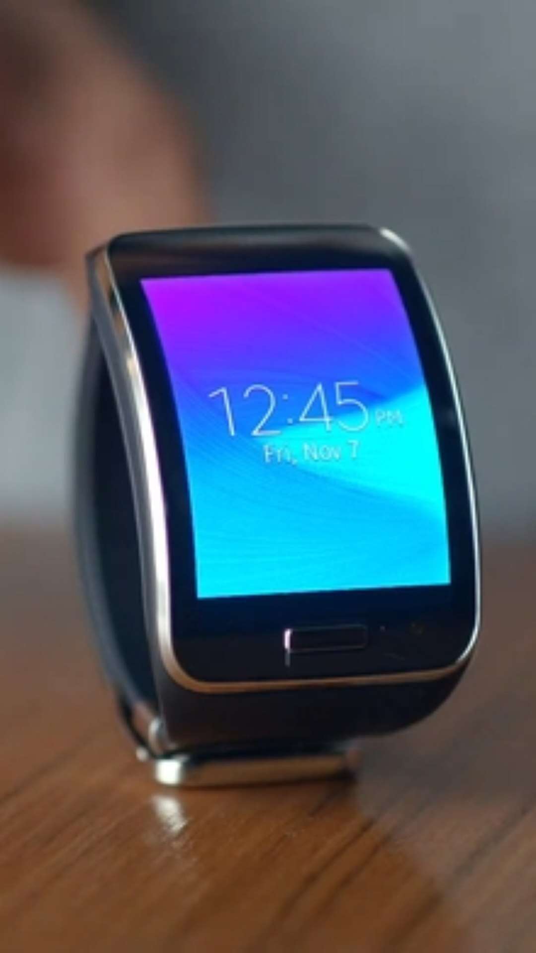 Samsung pode voltar para design quadrado em futuros Galaxy Watch